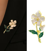 白い花のブローチ、クチナシピンシルクスカーフ服アクセサリー、韓国風のシンプルなブローチアクセサリー