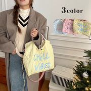 キルティングトートバッグ　ショルダーバッグ　刺繍　韓国ファッション　秋冬　3colors
