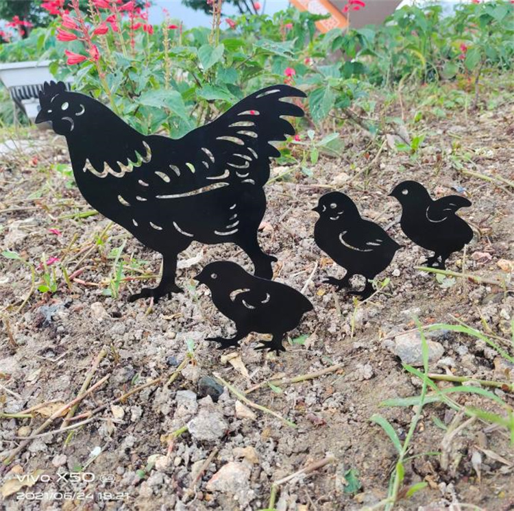SIZE改善 品質向上 庭園 雌鶏 ひよこ 庭 鶏一家挿牌 芝生 鶏 金属 ステンシル 装飾 花園プラグイン