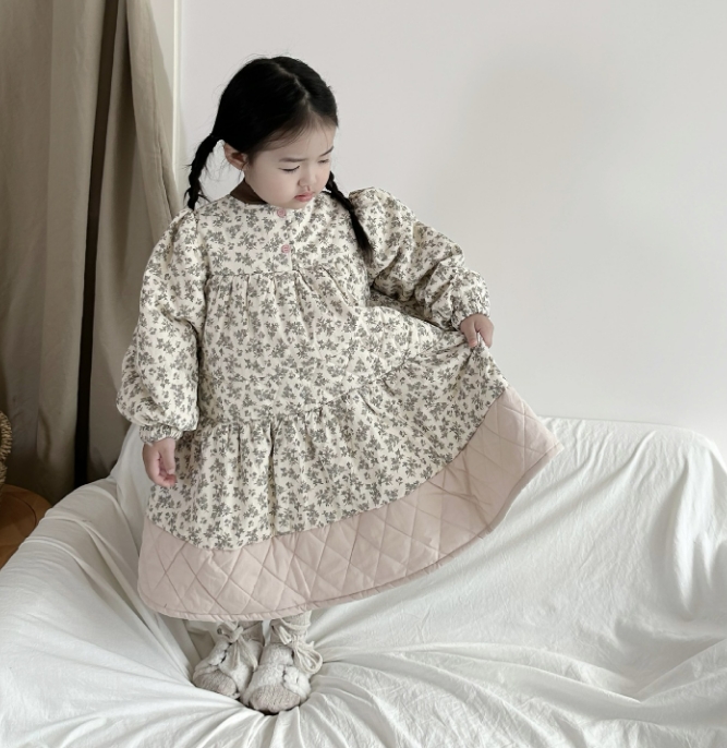 新作 韓国風子供服   ベビー服   女の子  花柄  ワンピース  長袖  暖かい服