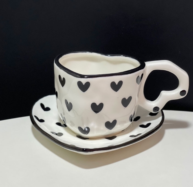 ハート コーヒーカップソーサー 2点セット セラミックカップ 撮影道具 韓国風 装飾 INSスタイル