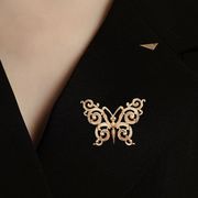 ブローチ　アクセサリー　レディース　ファッション　デザイン　プレゼント　蝶々