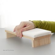 2色 マニキュア手枕ツール シンプル マット 短い 純木 テーブルマット  ネイルサロン  マニキュアツール