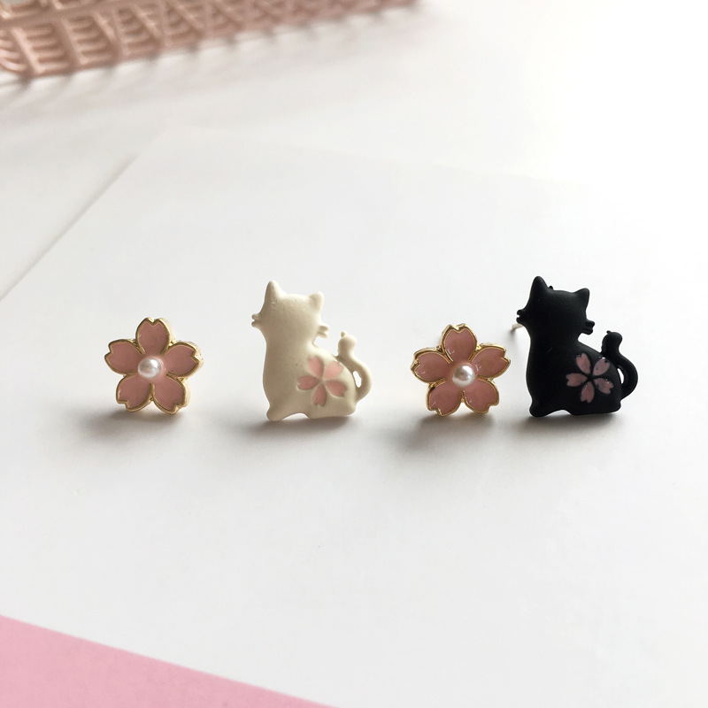 韓国風ジュエリー、S925シルバーピンピアス、桜のイヤリング、かわいい漫画の子猫のイヤリング