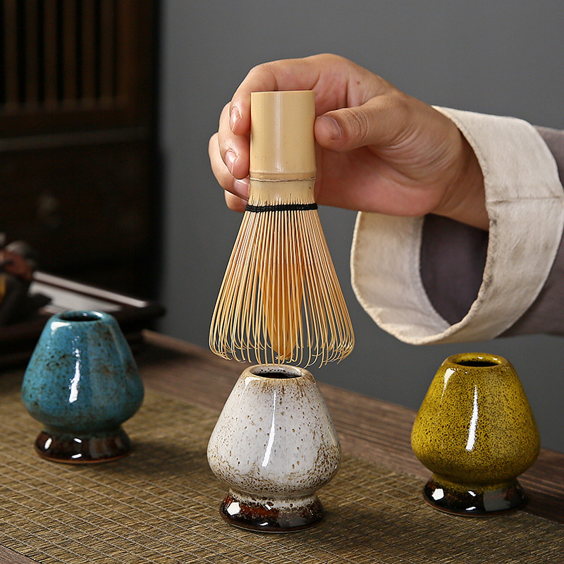 風景画装飾の陶器茶筅 約15cm 2024新作 雑貨 茶道の具 粗陶品の茶筌、茶筅立て・くせ直し 撮影