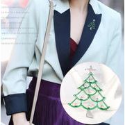 ダイヤモンドクリスマスオーナメント中空クリスマスツリーブローチ女性ブローチピン服装飾アクセサリー