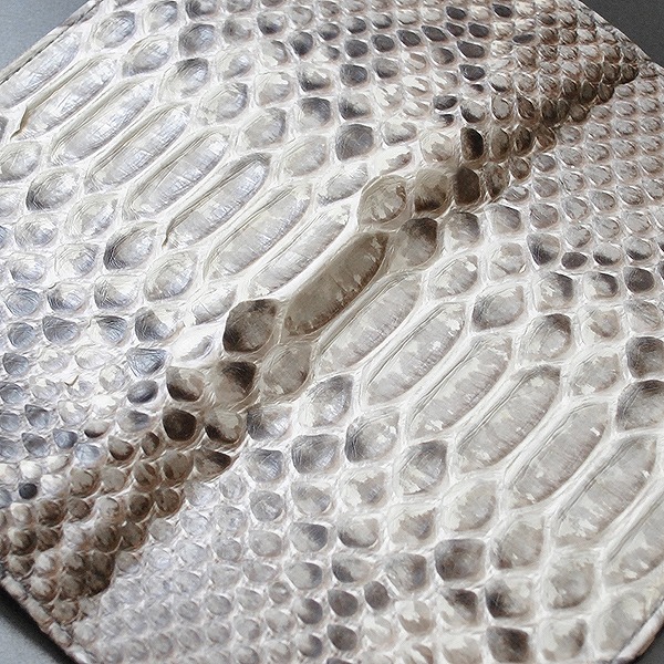 本パイソンレザー 錦蛇革 無双モデル 日本製 バックカットモデル  