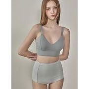 新品 温泉 スリム エレガント女性 水着　温泉可　ビキニ
