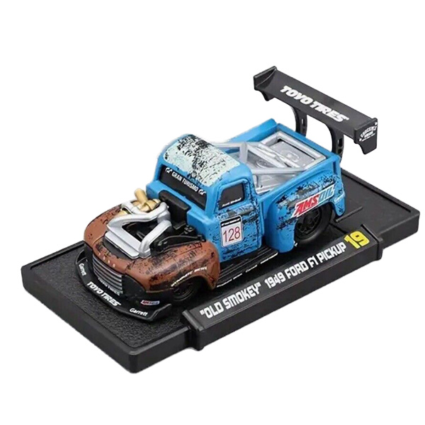 Muscle Machines 1:64 Old Smokey 1949 Ford F1 Pickup