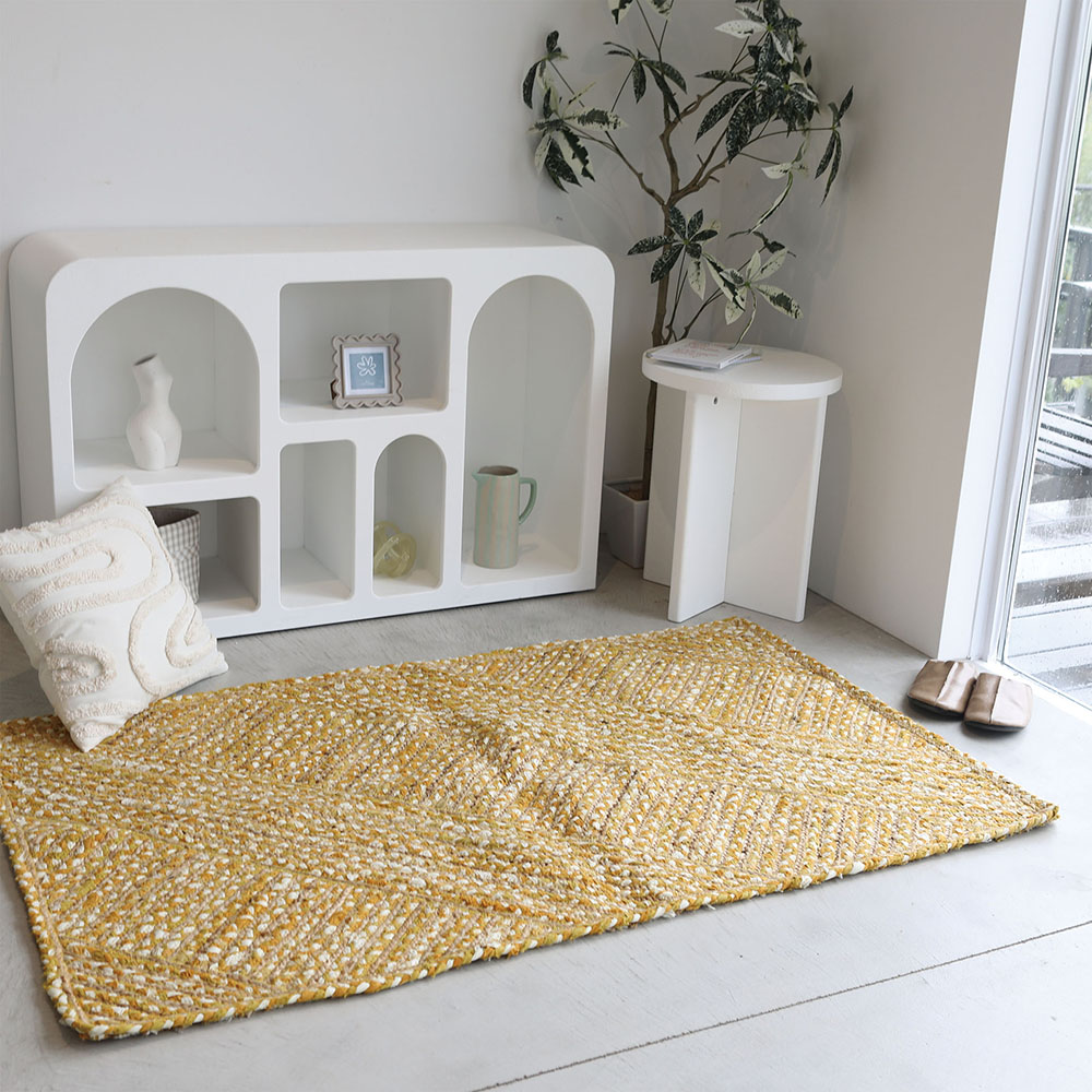 クロシェットY・ラグ　マット/敷物/カーペット/インテリア/装飾