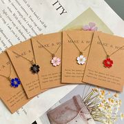 シンプルな桜のネックレス   フラワーネックレス  レディースネックレス  桜アクセサリー