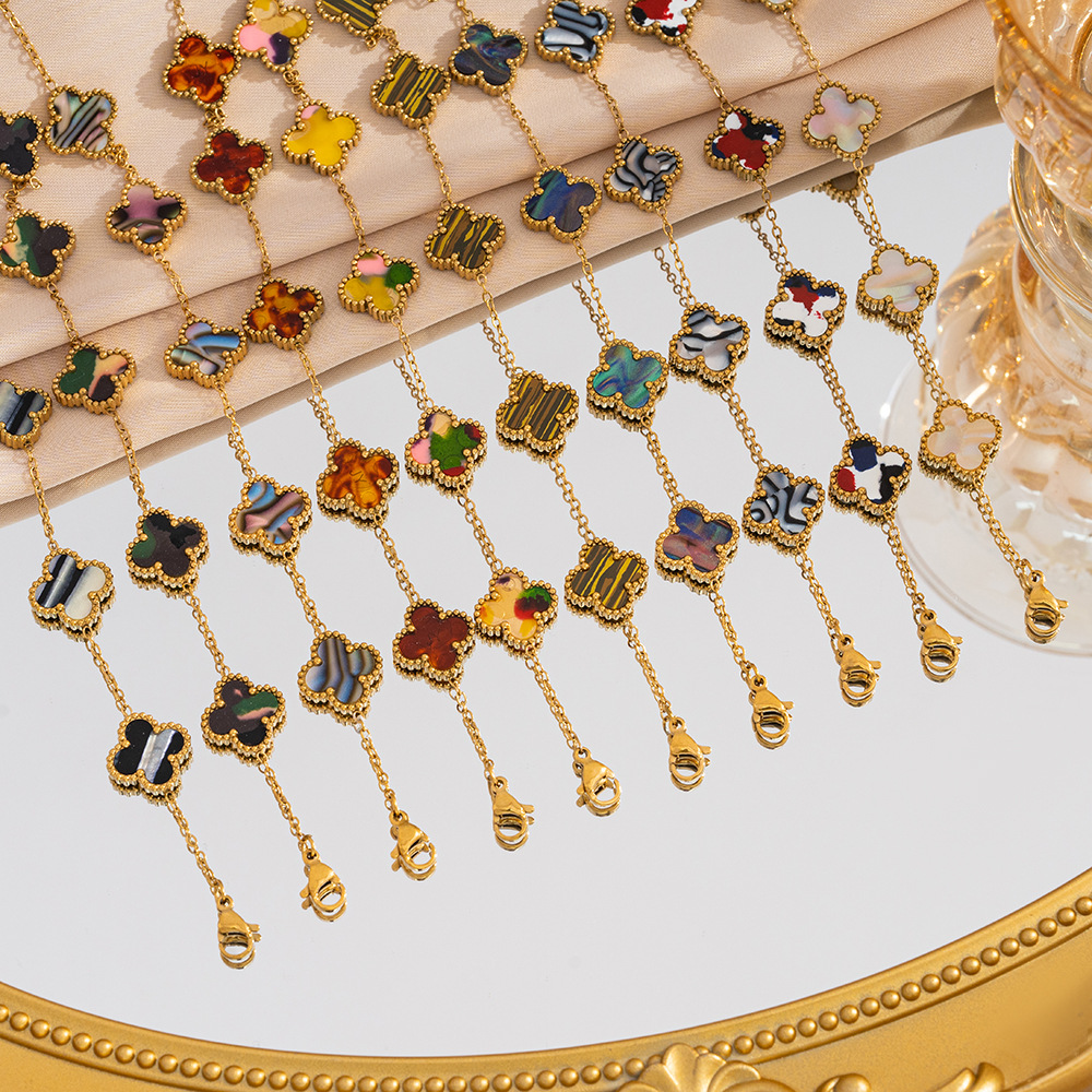 ステーションブレスレット 四つ葉 クローバー レディース シンプル 誕生日 プレゼント 花ブレスレット