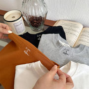 ins 秋新作　子供服　長袖Tシャツ　カジュアル　無地　綿100　トップス　インナーシャツ　男女兼用　肌着