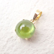 【K18 刻印入り】スフェーンン カボション チャーム トップ 18金 天然石 ペンダントゴールド ジュエリー