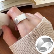 スクエアシルバー指輪 大ぶり ユニーク 個性的 シルバーアクセサリー アレルギー対応 調整可能 おしゃれ