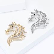 透かし彫り  ラインストーン 馬のブローチ  男女兼用  動物 ブローチ コサージュ ピン  馬のアクセサリー