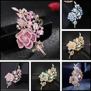カラーキュービックジルコンブローチ、エレガントな花柄ブローチ06707