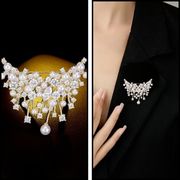 フラワーのブローチキュービックジルコンブローチ06717