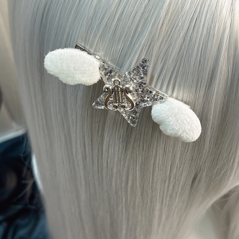 ヘアクリップ 音符 星 翼 キラキラ Y2K ギャル 前髪クリップ ヘアピン
