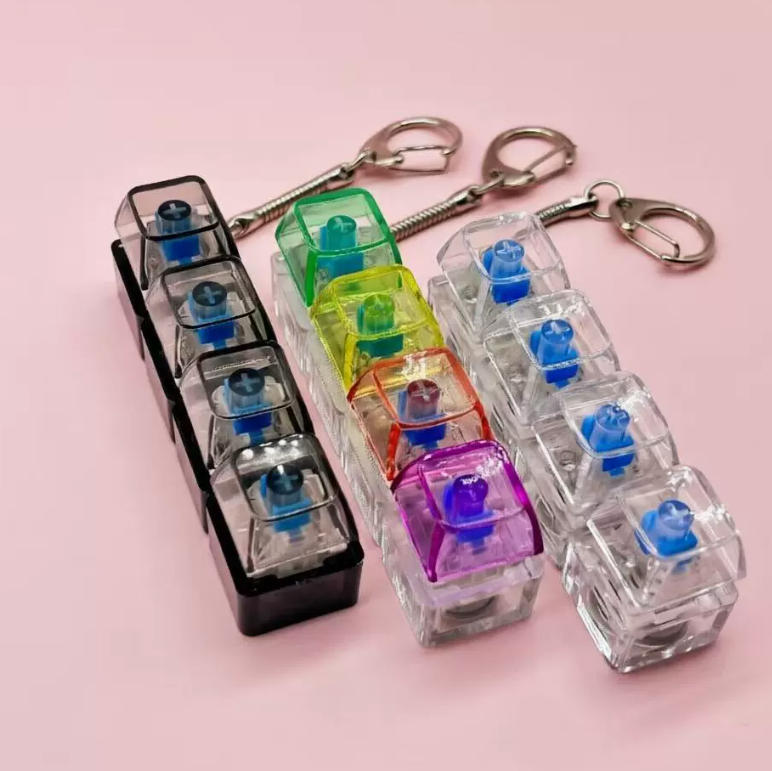 キーホルダー バッグチャーム 光るキーボードストラップ 減圧グッズ ストレス解消 ファション小物