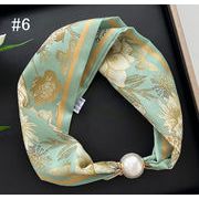 大粒のフェイクパール付きのマグネット リング（留め具） スカーフ  全5種類　7150-2