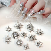 ウインター スノーフレーク 雪の結晶 ジェルネイル 冬 ネイルアート ネイル デコレーション ネイルパーツ