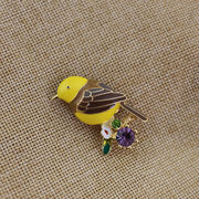 ブローチ　プレゼント　ビンテージ　デザイン　メタル　欧米風　ファッション　小鳥