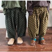 子供服  キッズ服  韓国風子供服   ズボン   可愛い  チェック  ファッション  スラックス 男女兼用 2色