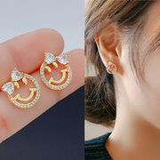s925シルバー韓国のかわいい笑顔の中空蝶マイクロセットダイヤモンドイヤリング女性のピアス