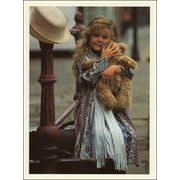ポストカード カラー写真「テディベアを抱えた女の子」