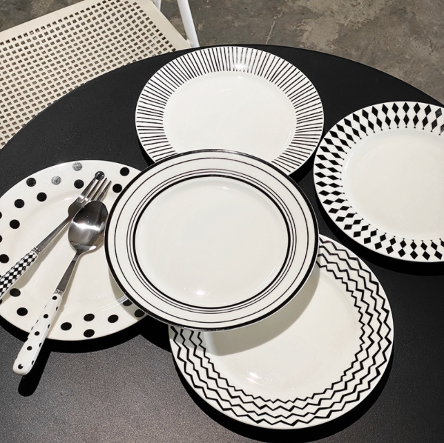 2022 INS 皿を捧げる 人気  セラミックス  インテリア  トレイ  欧州 朝食の皿   置物を飾る  創意撮影装具