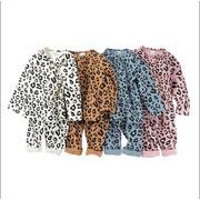 韓国風子供服 ベビー服　ルームウェア　花柄　長袖セット　Ｔシャツ&パンツセット　豹柄パジャマ