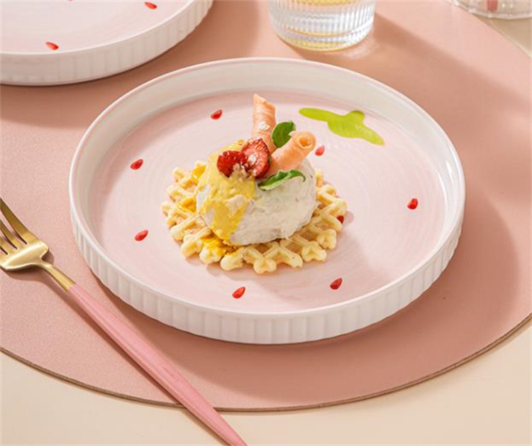 可愛い 平皿 家庭用 料理皿 ケーキ 朝食 きれい セラミック皿 洋食皿 ステーキ皿 アイデア パスタ