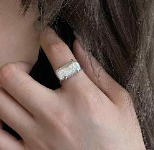 2023新作  INS 真珠 個性 レトロ  韓国風  デザイン感 指輪  ファッション リング アクセサリー