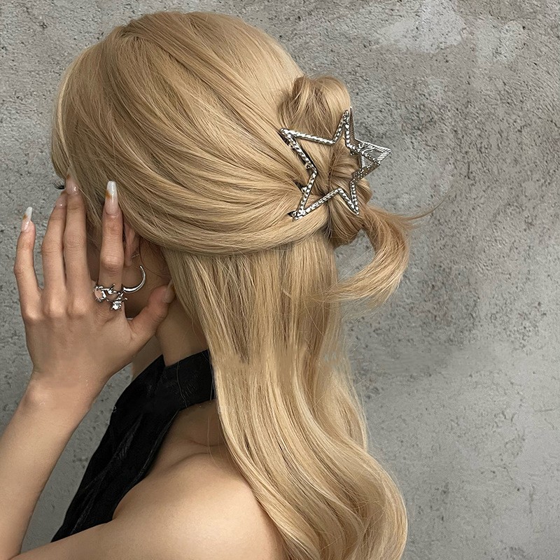 バンスクリップ　星　メタル　ヘアアクセサリー　髪飾り　韓国ファッション　春夏