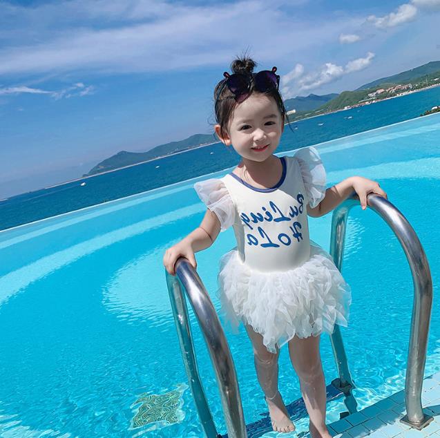 ハワイ  キッズ水着 韓国風子供服 プール用品  オールインワン  ベビー服  水遊び    女の子 2色