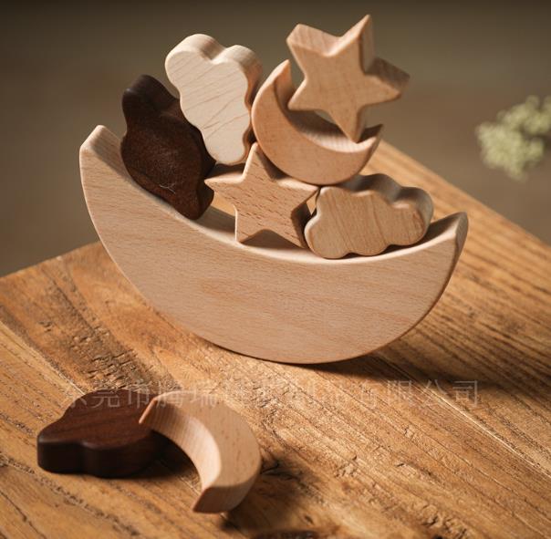 2023新作 おもちゃ baby  ベビー用  知育玩具　子供用品 木製   積み木 赤ちゃん　 手握る玩具2色