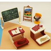 新作 ドールハウス用  ミニチュア     デコパーツ  置物   玩具  教室  黒板 セットアップ