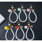 パール  韓国風   合金キーホルダー    雑貨   可愛い  ストラップ   バッグのストラップ   小物  4色