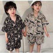韓国風子供服 セットアップ   ベビー服  キッズ  シャツ+ショットパンツ       男女兼用2色