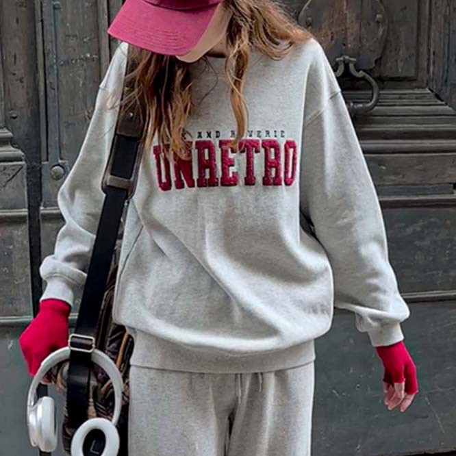 【UNRETRO】正規品 2023秋新作 韓国風レディース服　秋　カジュアル　パーカー　きれいめ 長袖Tシャツ