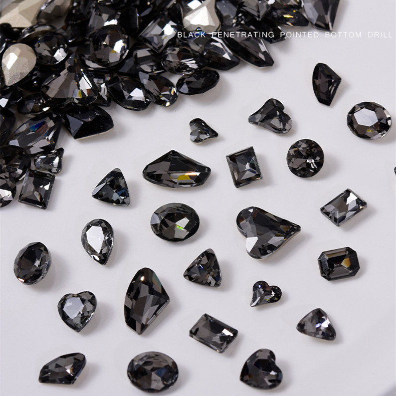 ネイルパーツ ブラック ジュエリーパーツ 黒 ラインストーン ハート 水晶 クリスタル 宝石 幾何柄模様