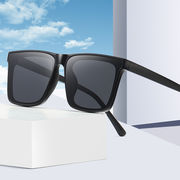 Douyin メンズ偏光サングラススクエアフレームシングルメガネ屋外運転変色抗紫外線サングラス卸売