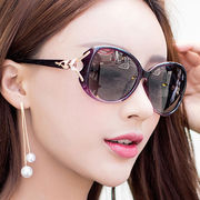 新しい目の保護サンシェードサングラス女性のトレンディな韓国スタイルのミディアムフレームサングラス丸顔