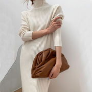 ニットワンピース