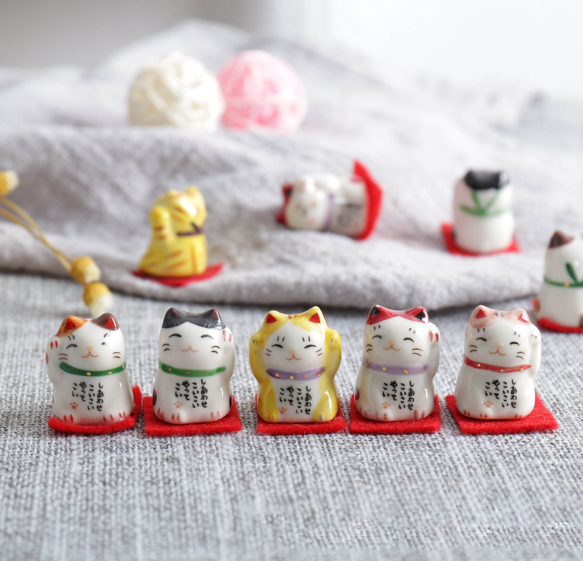 文化創作 日本風 ミニ猫 創意ギフト セラミック 猫の置物 招き猫 置物 おしゃれ　五個入り
