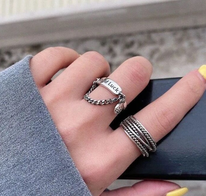 2点セット 笑顔 金属 チェーン 指輪 フリーサイズのリング シンプル おしゃれな 銀色 指輪