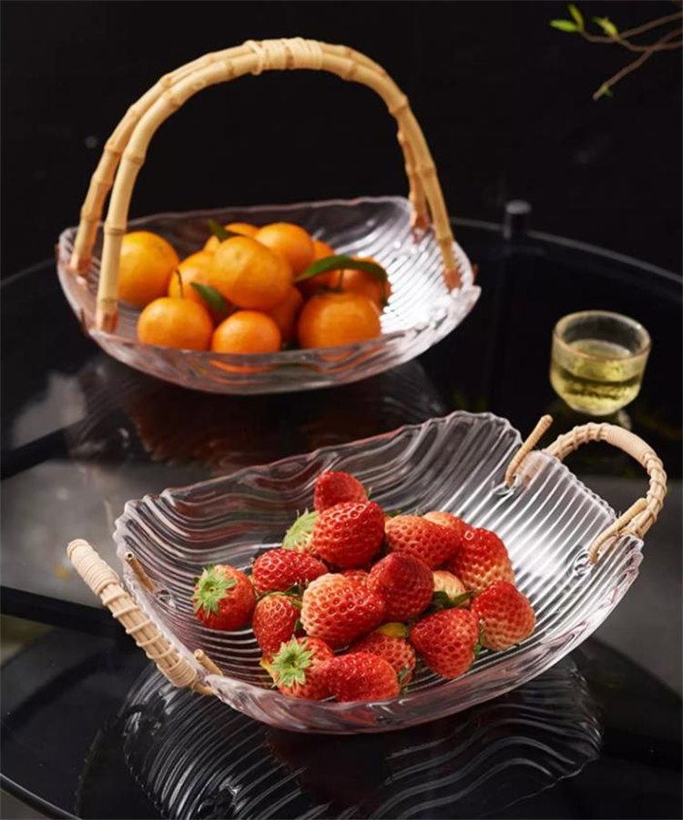 イメージ通りでした 籐編 ガラスのフルーツ皿 家庭用 フルーツバスケット アフタヌーンティー お菓子皿