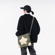 ショルダーバッグ 斜めがけ メッセンジャーバッグ コーデュロイ かばん