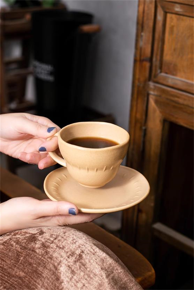 個性的なデザイン 早い者勝ち コーヒーカップ デザインセンス 洗練され 